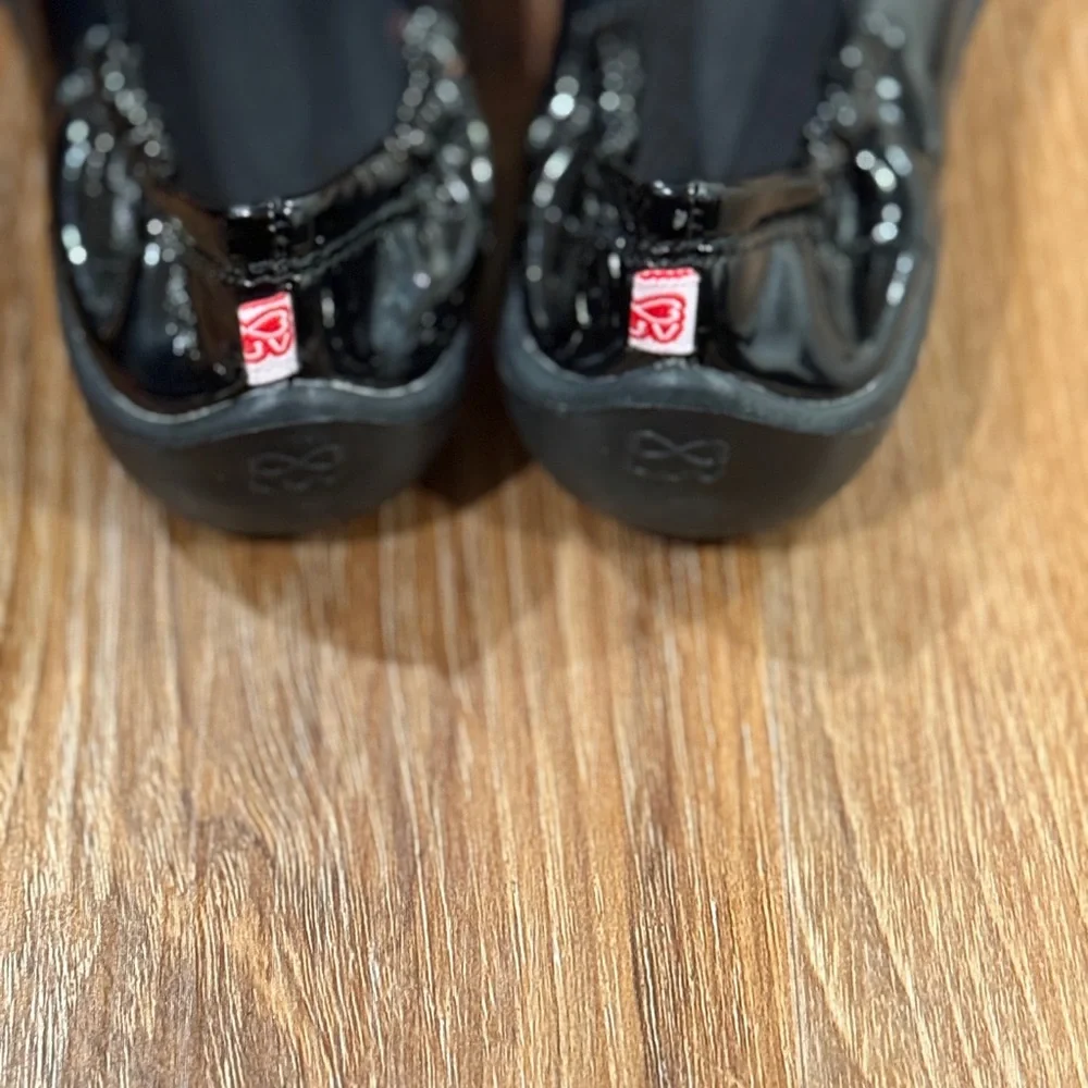 Luv Dream Toddler Girls Slip-On Flats (Size: 11.5)(Black Patent) NWT